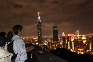 象山から見た台北101